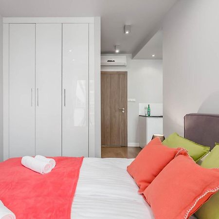 Rent Like Home - Oxygen Wronia 45 II Varsóvia Exterior foto